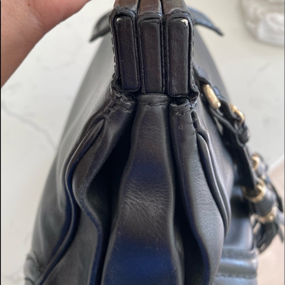 Black Gucci Bamboo Handle Purse - Picture 8 of 15